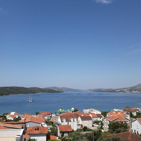 Apartmani Mila A1 & A2 & 3 Trogir Exterior photo