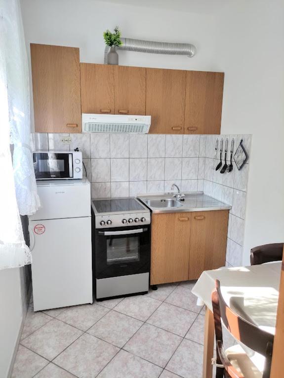 Apartmani Mila A1 & A2 & 3 Trogir Exterior photo
